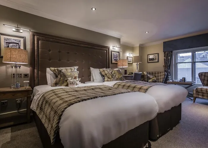 Top Hotels in Rowen Conwy