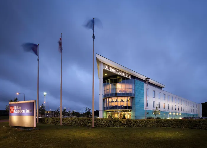 Top-Rated Hotels Near London Luton Airport