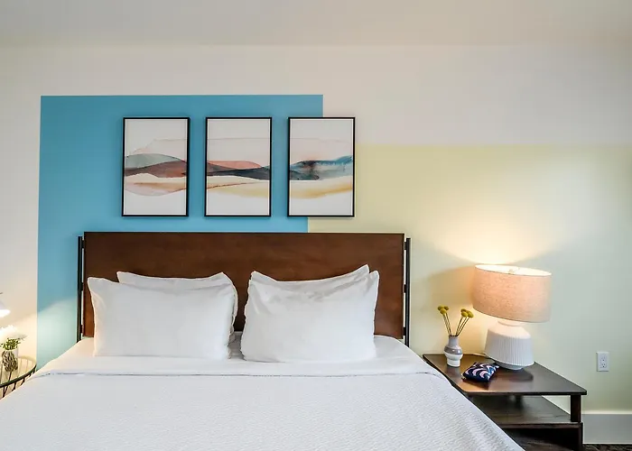 Premium Hotels in San Francisco's Iconic Castro